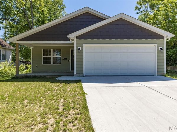 114 S 4th Street, Festus, MO 63028