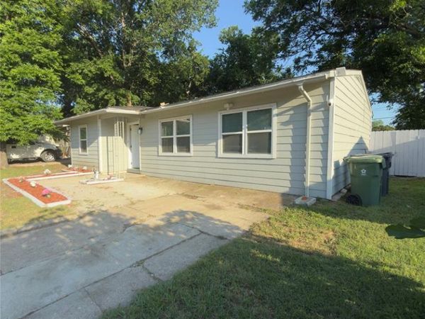 1312 Raines Street, Arlington, TX 76010