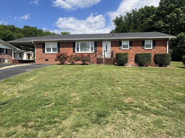 105 Tollgate Rd , Pulaski, TN 38478