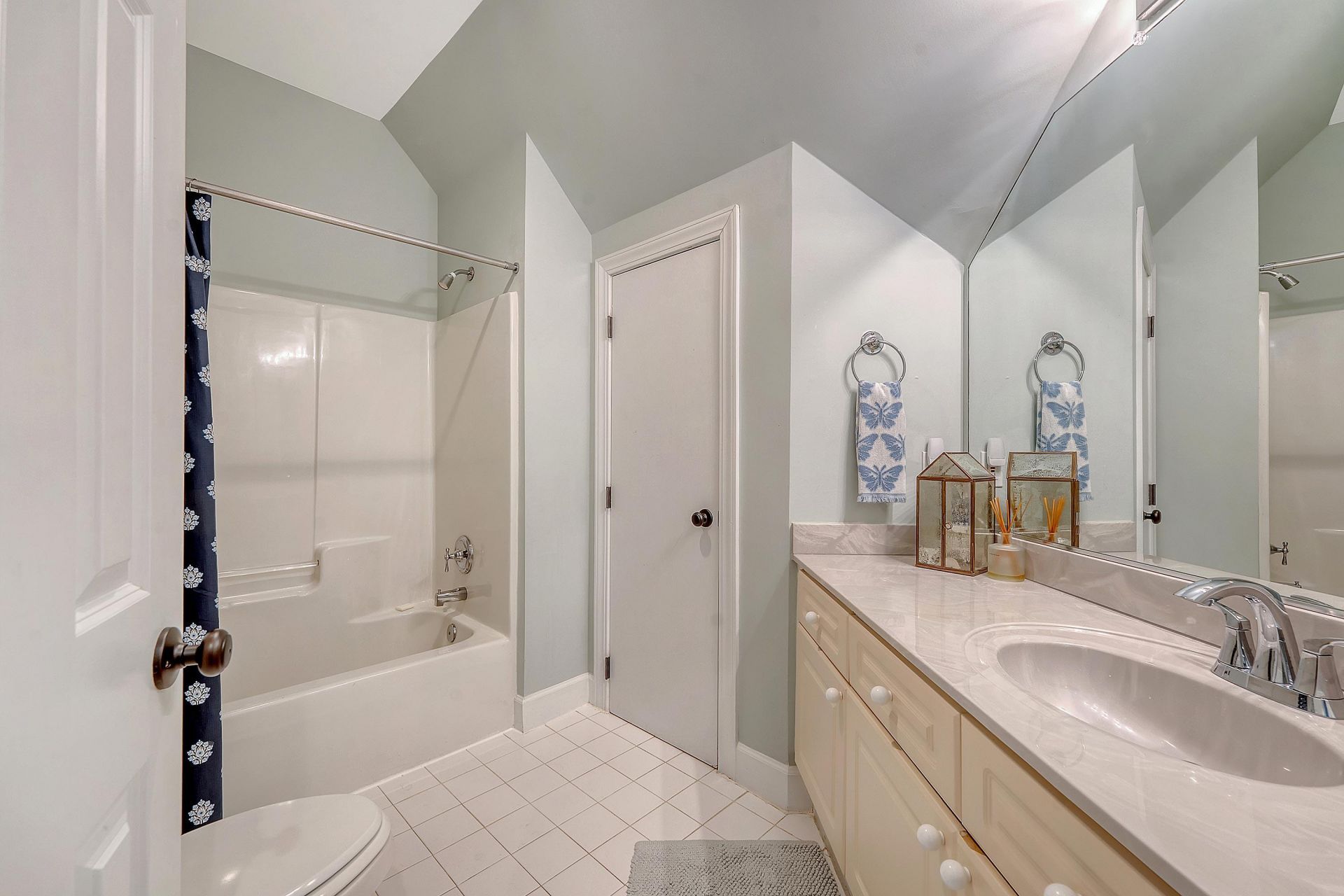 45 Fenwick Drive Photo 27