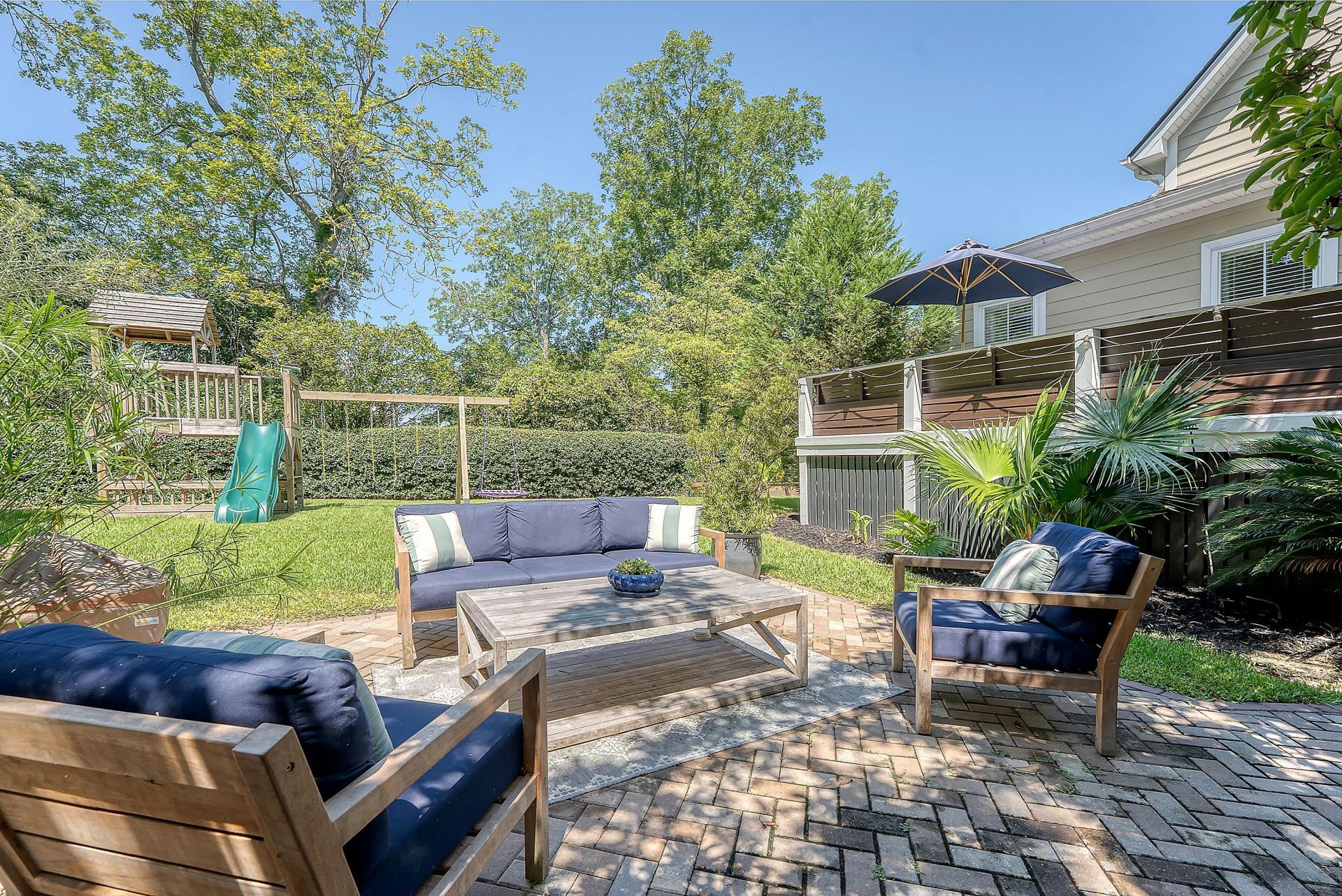 45 Fenwick Drive Photo 32