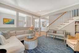 45 Fenwick Drive photo 4