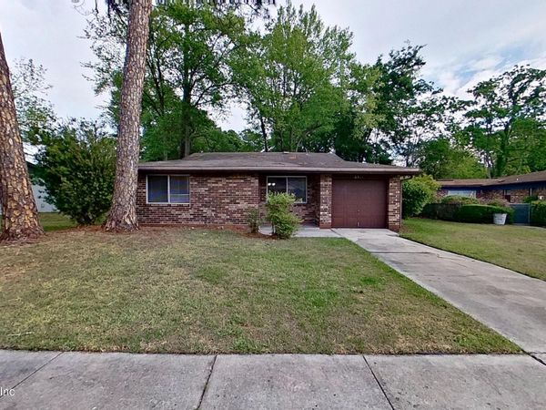 8311 SANTMAN Court, Jacksonville, FL 32221
