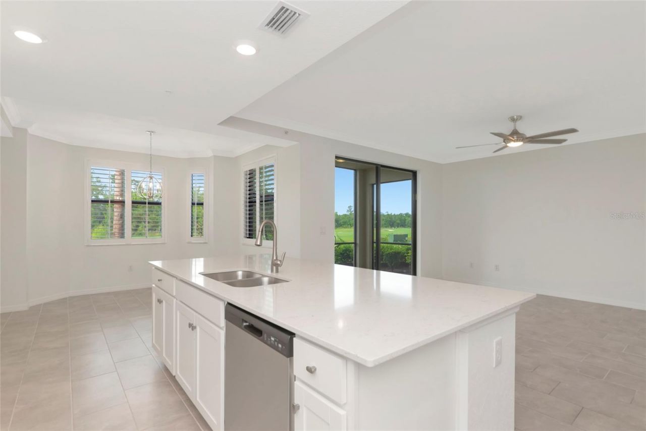 18114 Gawthrop Drive , Unit 107, Lakewood Ranch, FL 34211 Photo
