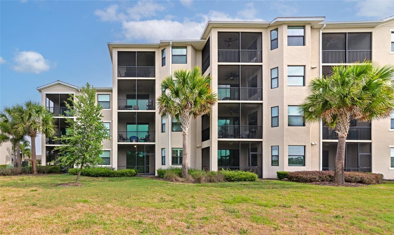18114 Gawthrop Drive , Unit 107, Lakewood Ranch, FL 34211 Photo