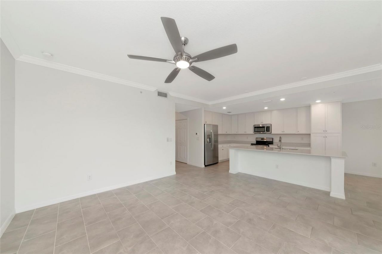 18114 Gawthrop Drive , Unit 107, Lakewood Ranch, FL 34211 Photo