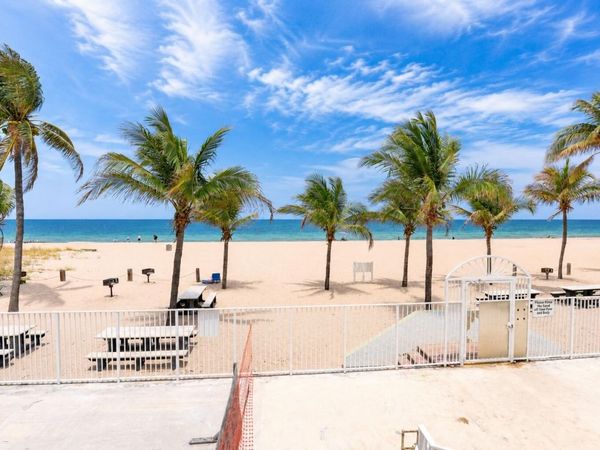 101 Briny Avenue, Unit 401, Pompano Beach, FL 33062