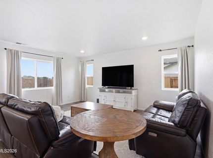 2278 Evelynn Street, Fernley, NV 89408 Photo