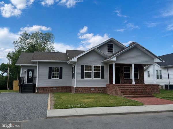9 SPRUCE STREET, DELMAR, MD 21875