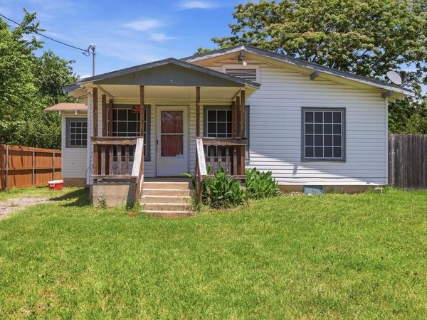 317 Billingslea Drive , Mansfield, TX 76063