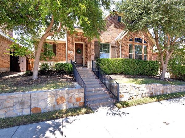 428 King Galloway Drive, Lewisville, TX 75056