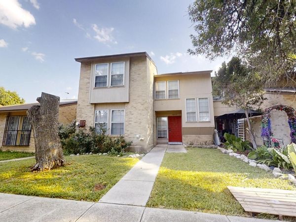 6832 Stockport, San Antonio, TX 78239