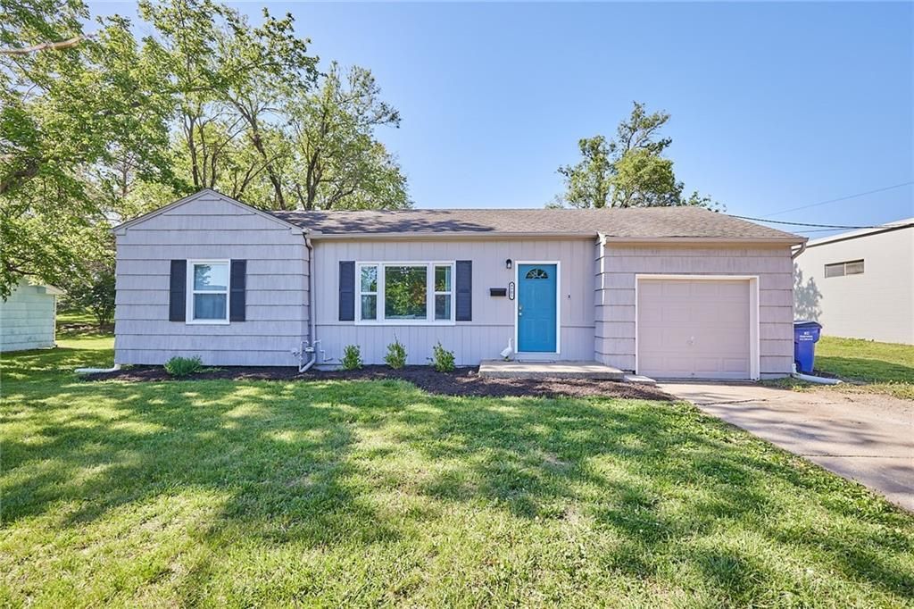 4801 Martha Truman Road, Grandview, MO 64030 Main Photo