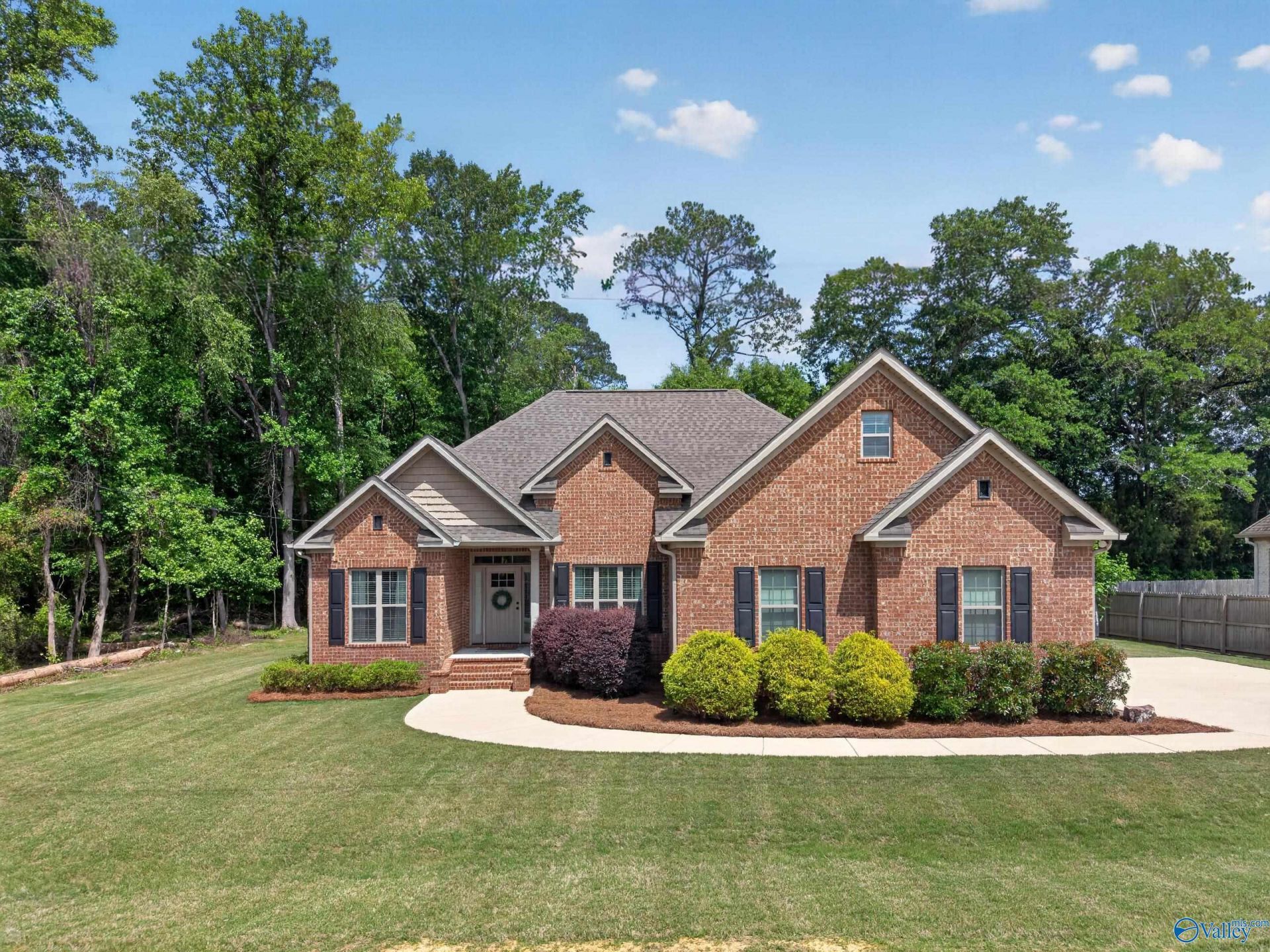 55 Cottonwood Drive, Gadsden, AL 35901 Main Photo