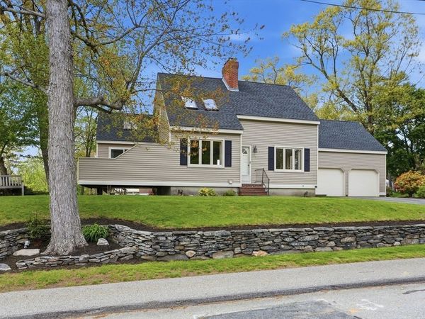 15 Town Rd, Littleton, MA 01460