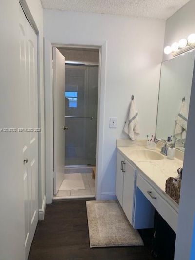 341 Ives Dairy Rd , Unit 341-06, Miami, FL 33179 Photo