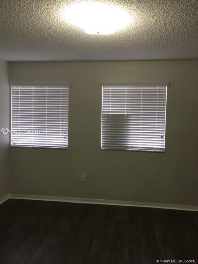 16614 NW 72nd Pl , Miami Lakes, FL 33014 Photo
