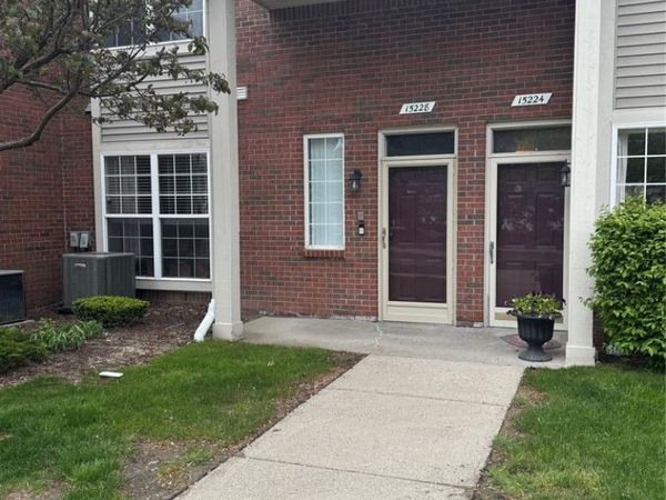 15228 Yale Drive , Clinton Twp, MI 48038