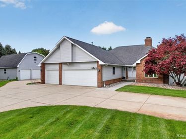 13749 Merrie Meadow Lane, Green Oak Twp, MI 48178