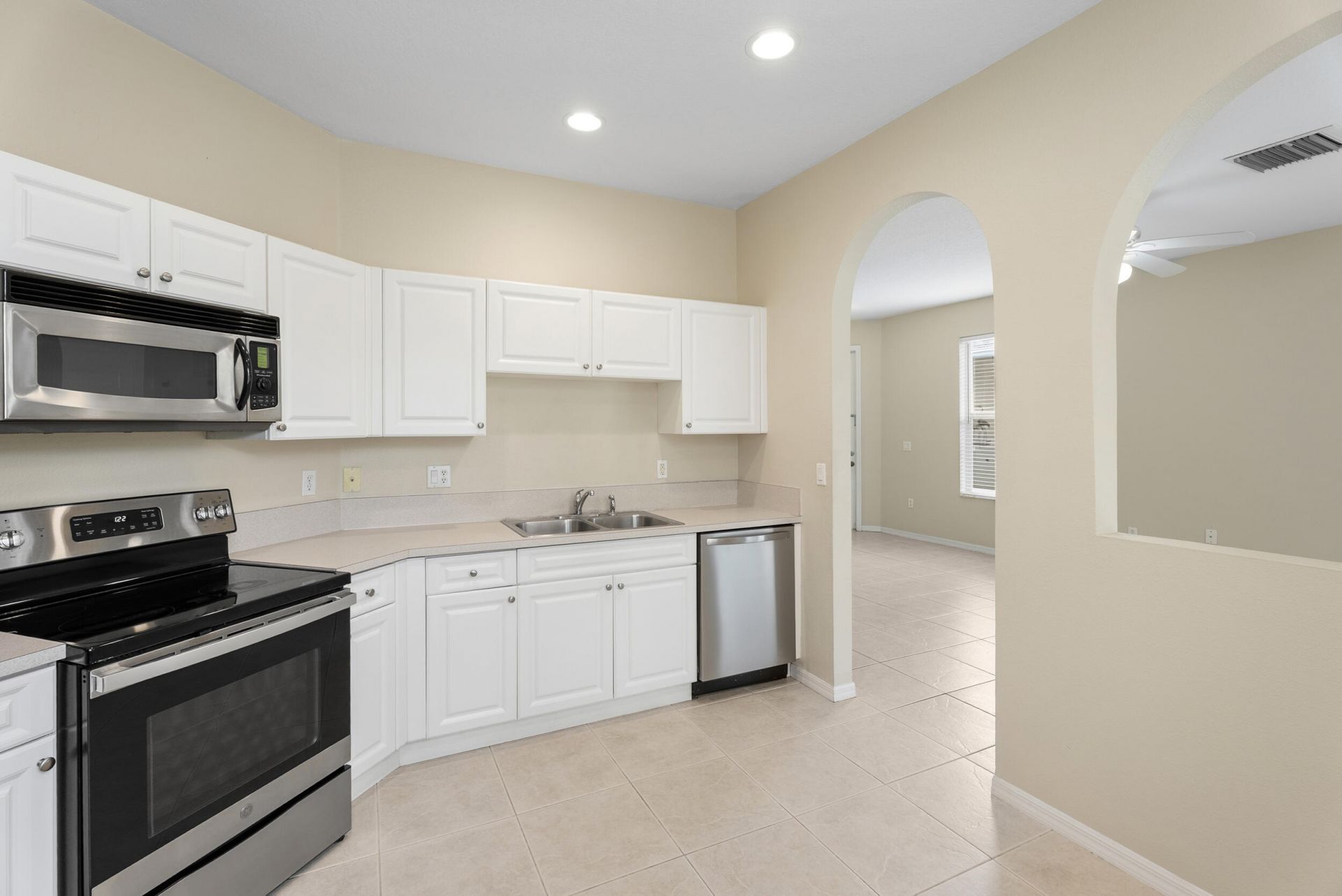 854 SW Rocky Bayou Terrace, Port Saint Lucie, FL 34986 Photo