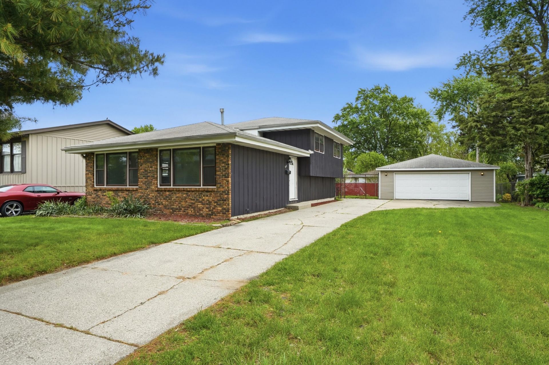 815 N Elmer Street, Griffith, IN 46319 Main Photo