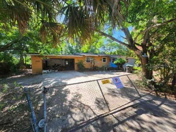 1127 ROBINSON AVENUE , APOPKA, FL 32703