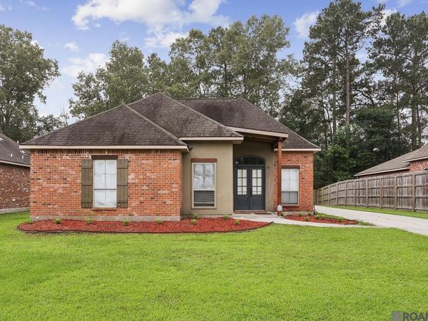 12540 S Lakeshore Dr, Walker, LA 70785