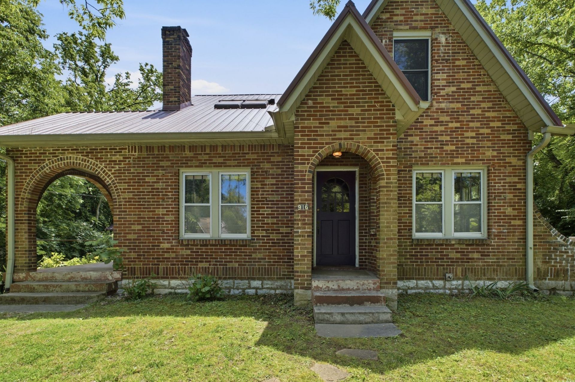 916 Mcclurkan Ave, Nashville, TN 37206 Main Photo