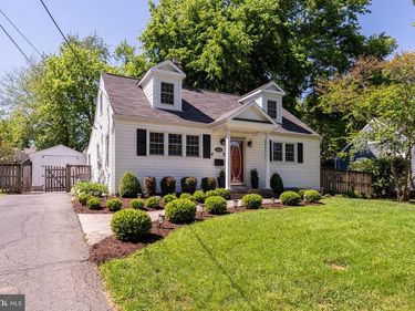 3144 HOLLOWAY ROAD, FALLS CHURCH, VA 22042