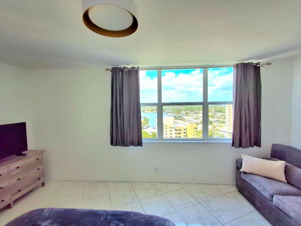 1340 S Ocean Boulevard, Unit 1808, Pompano Beach, FL 33062 Photo