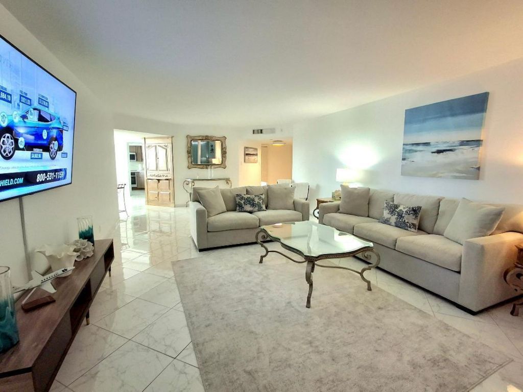 1340 S Ocean Boulevard, Unit 1808, Pompano Beach, FL 33062 Photo