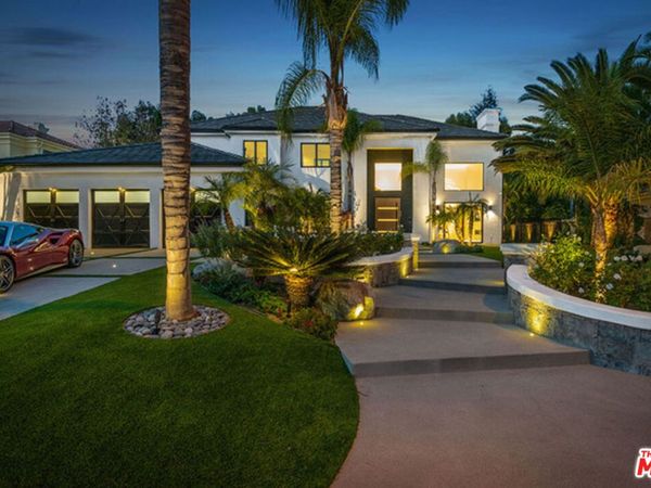 25879 Chalmers Place, Calabasas, CA 91302