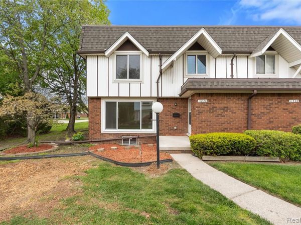 11828 Valley Boulevard, Warren, MI 48093