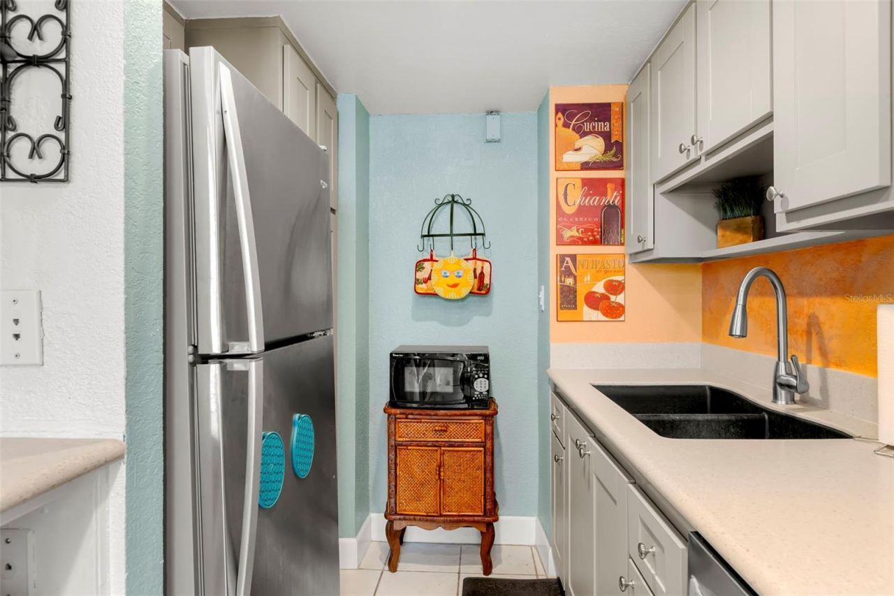 470 3rd Street S, Unit 613, Saint Petersburg, FL 33701 Photo