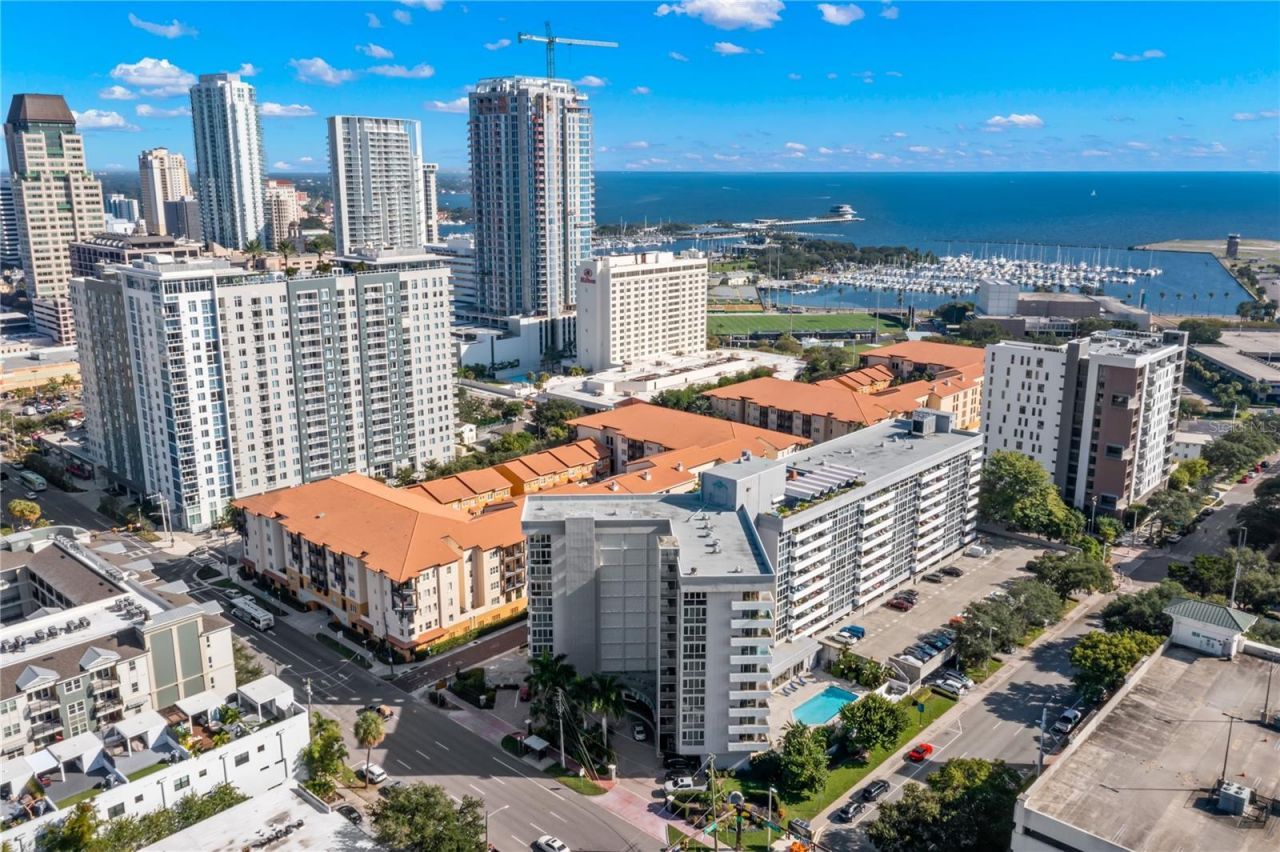 470 3rd Street S, Unit 613, Saint Petersburg, FL 33701 Photo