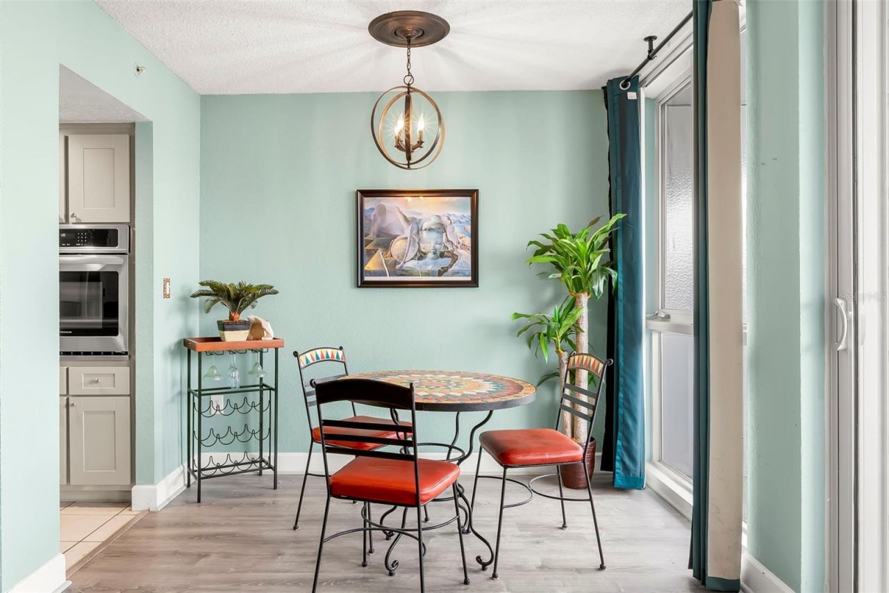 470 3rd Street S, Unit 613, Saint Petersburg, FL 33701 Photo