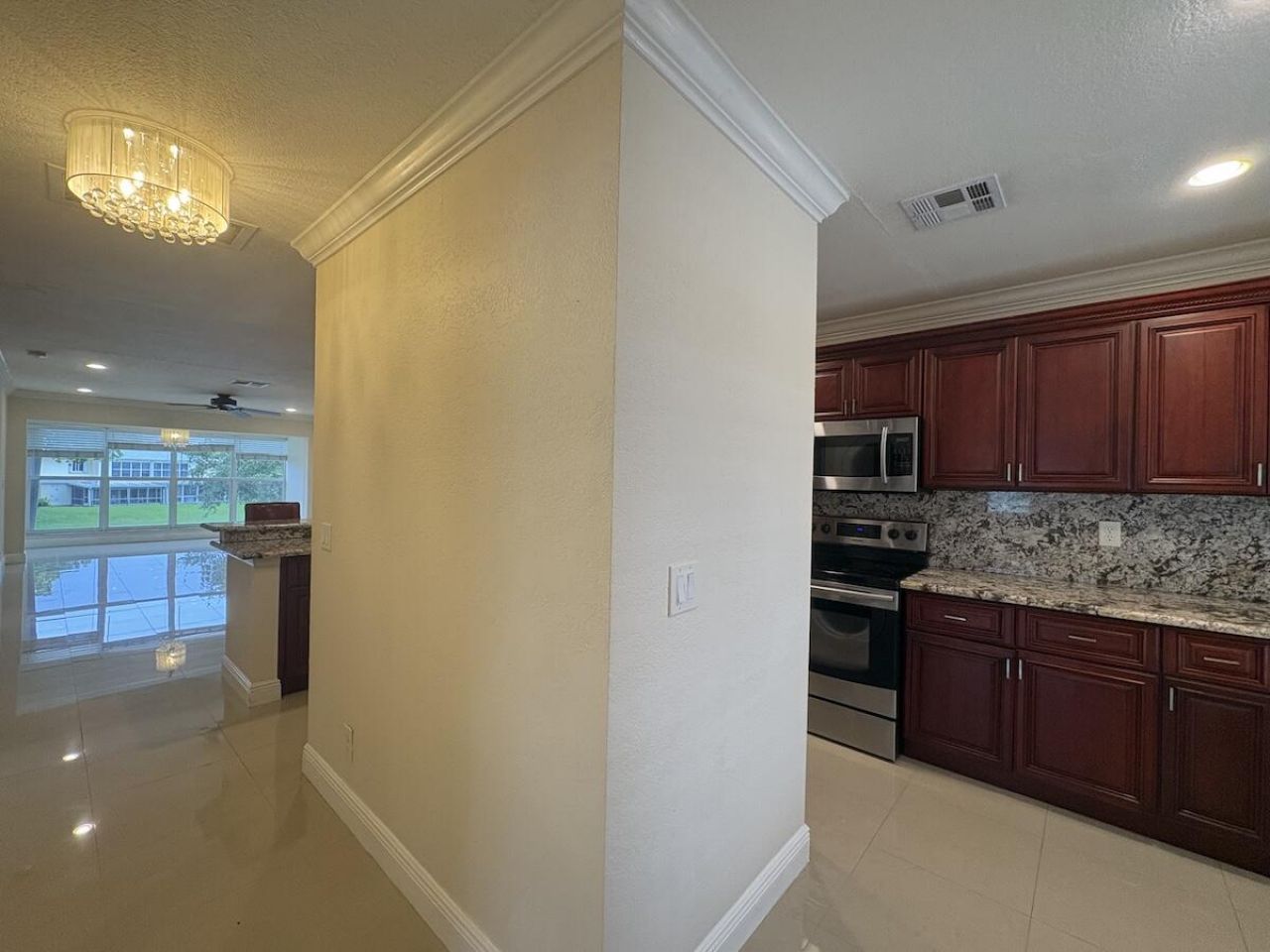 1441 NW 19th Terrace, Unit 201, Delray Beach, FL 33445 Photo