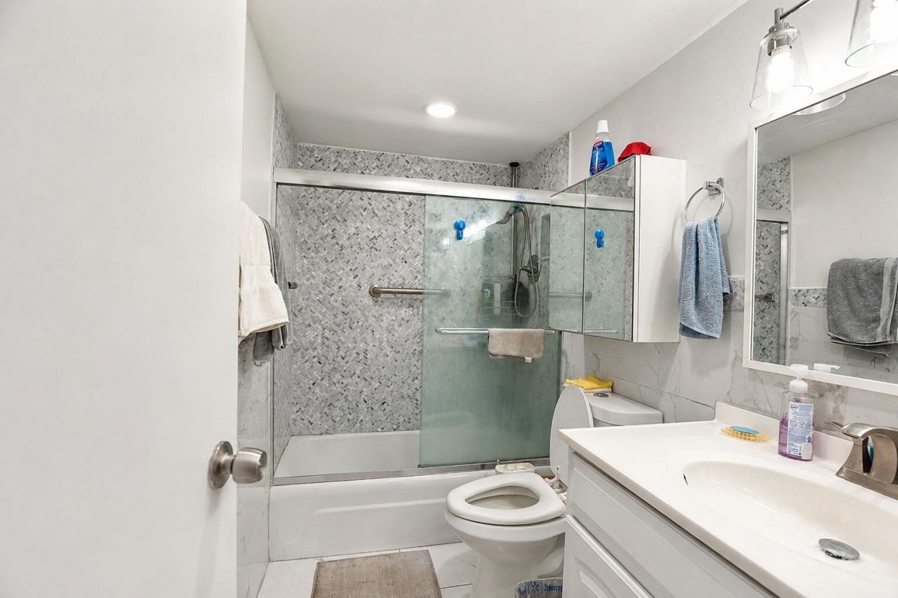 4250 Galt Ocean Drive, Unit 9g, Fort Lauderdale, FL 33308 Photo