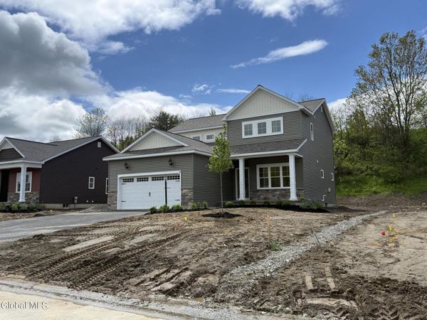 18 Quail Run, Voorheesville, NY 12186