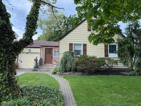 48 New York Ave, Metuchen, NJ 08840