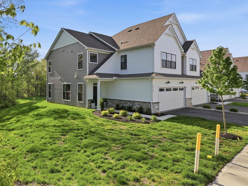6118 Laurenslee Lane, Westerville, OH 43081 Photo 2