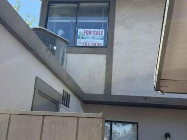 4747 N Woodrow Avenue, Unit 122, Fresno, CA 93726