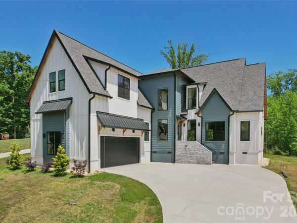 3078 Mountain Creek Drive, Sherrills Ford, NC 28673