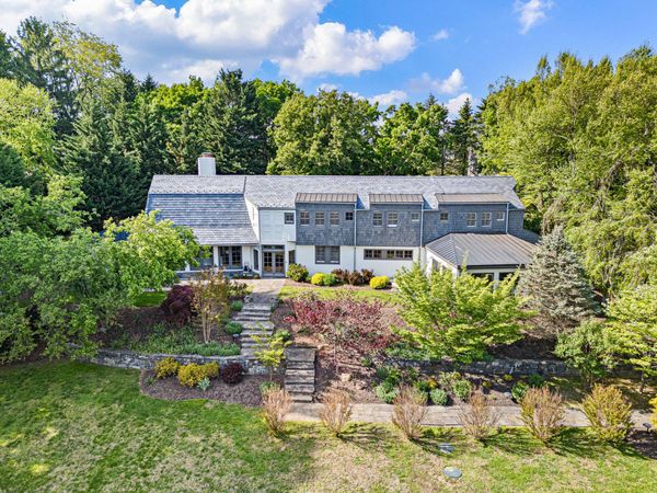 203 HAYSTACK LANE, GREENVILLE, DE 19807