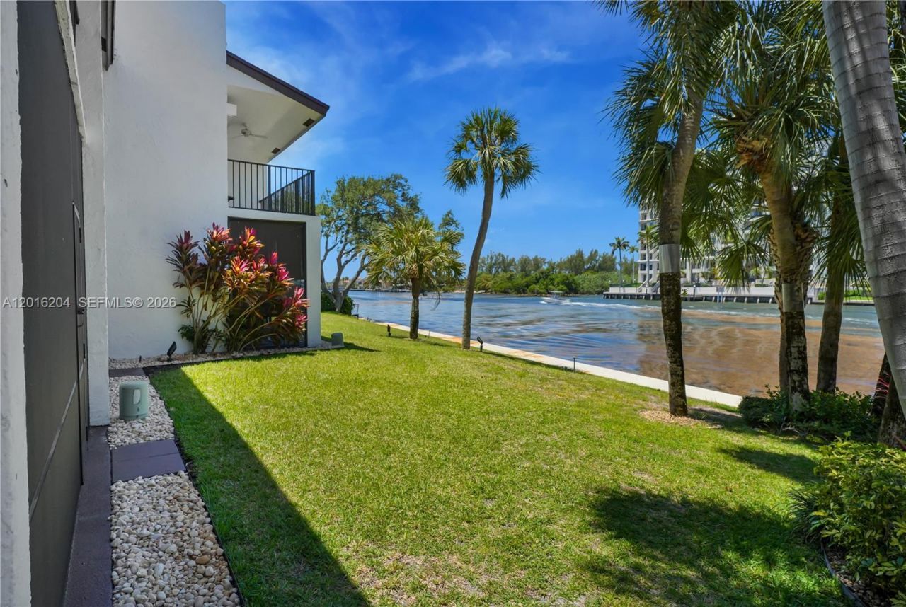 1301 N Riverside Dr, Unit 7, Pompano Beach, FL 33062 Photo
