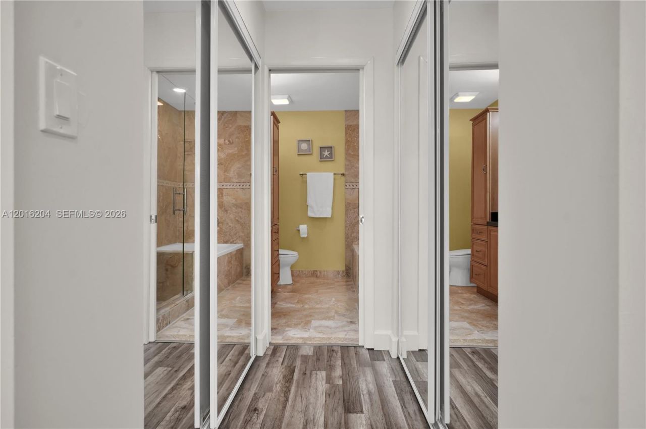 1301 N Riverside Dr, Unit 7, Pompano Beach, FL 33062 Photo