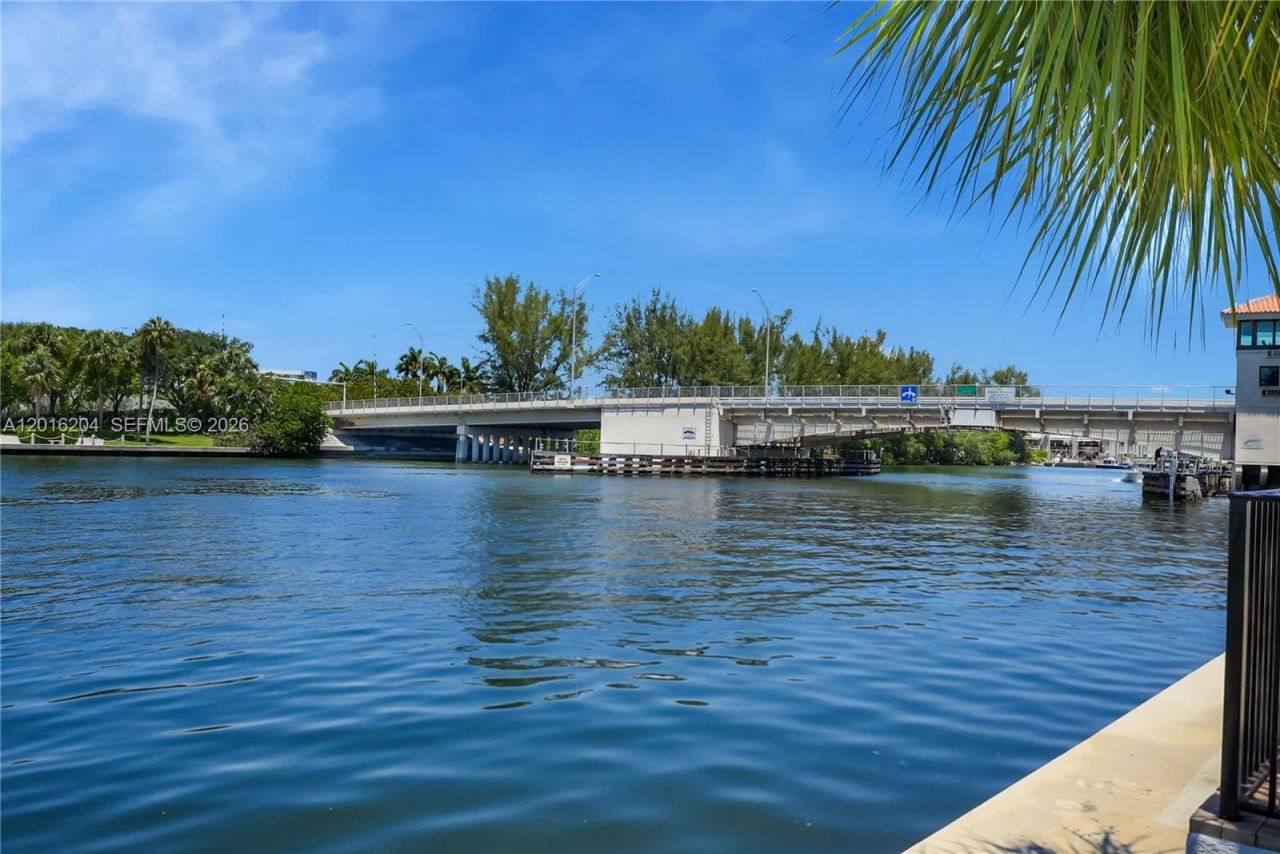 1301 N Riverside Dr, Unit 7, Pompano Beach, FL 33062 Photo