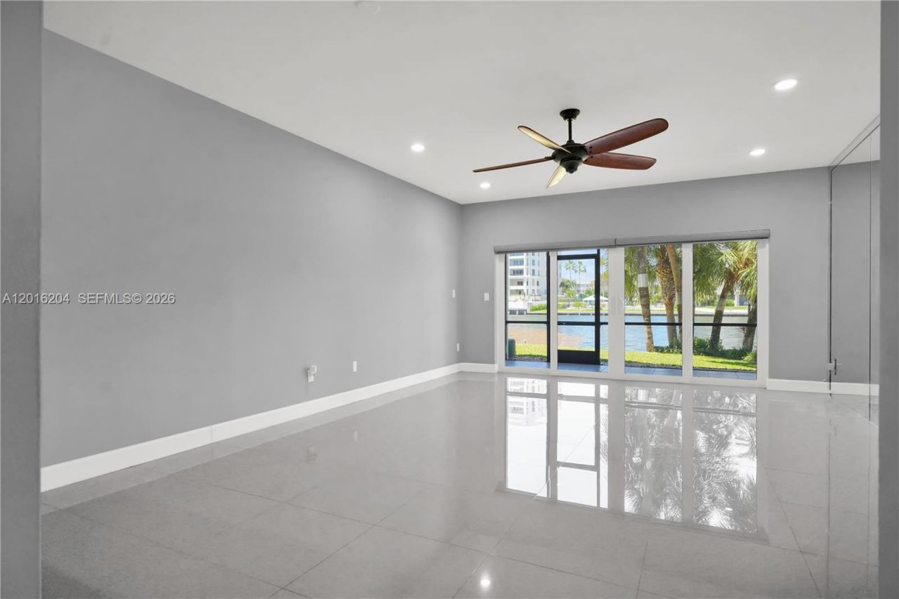 1301 N Riverside Dr, Unit 7, Pompano Beach, FL 33062 Photo