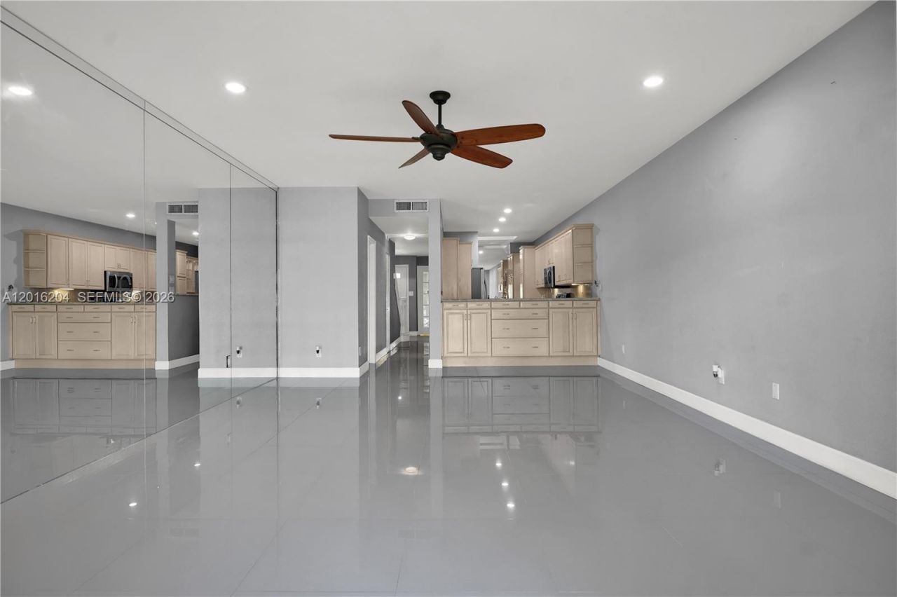 1301 N Riverside Dr, Unit 7, Pompano Beach, FL 33062 Photo