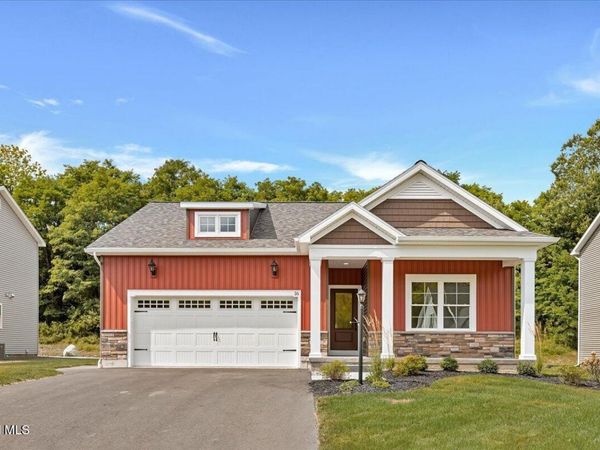 16 Quail Run, Voorheesville, NY 12186